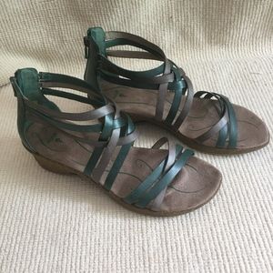 Ahnu Trolley Teal/Pewter Sandals